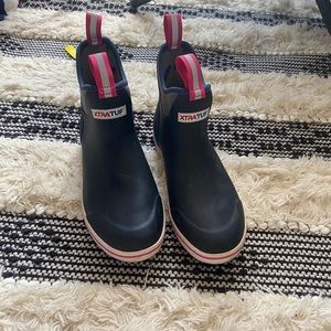 Xtra tuf boots